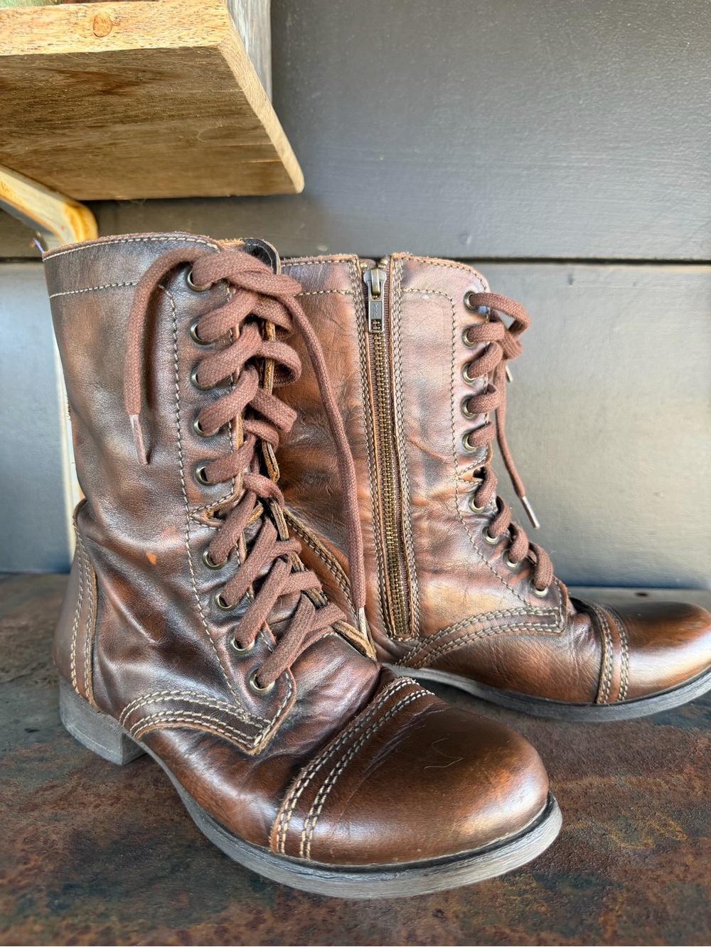 Steve Madden Women's Brown Leather Lace-Up Combat Boots 7.5M